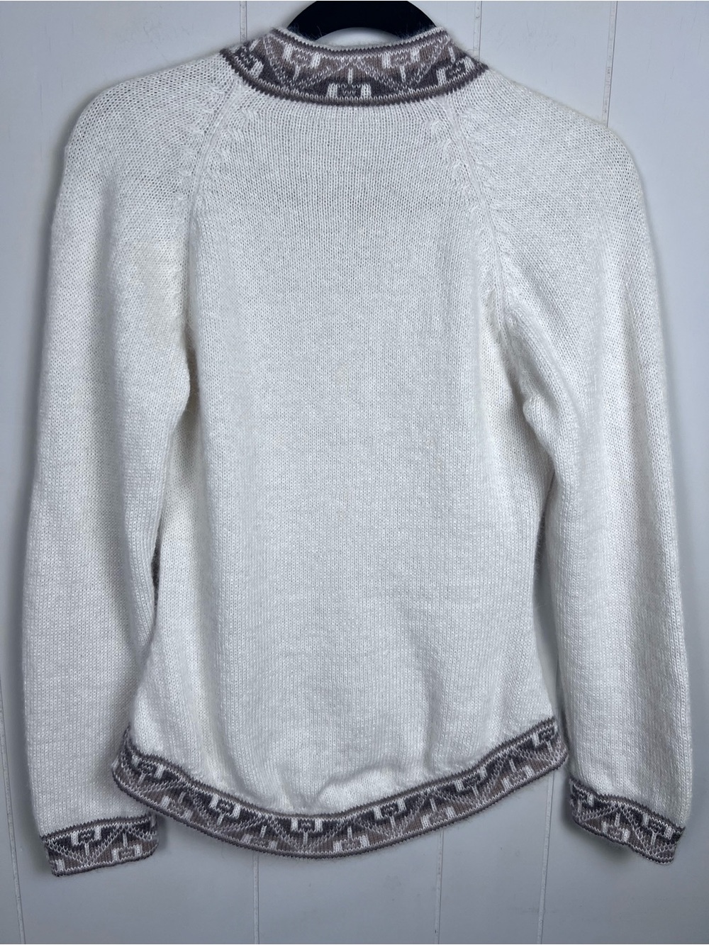Peruvian Alpaca Knit Sweater Women's Ivory Cream with Geometric Patterned Trim - Picture 5 of 14